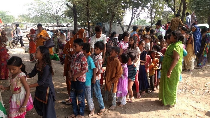 Rotary Club supplies clothes and toys to the needy