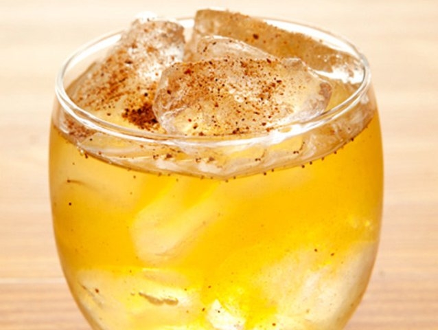 Starfruit Pisco Brandy Punch