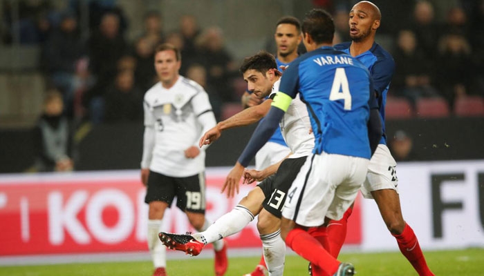  Germany hold France in football friendly 