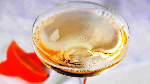 Cassis Champagne Royale