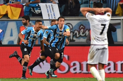  Cicero gives Gremio edge in Copa Libertadores final 