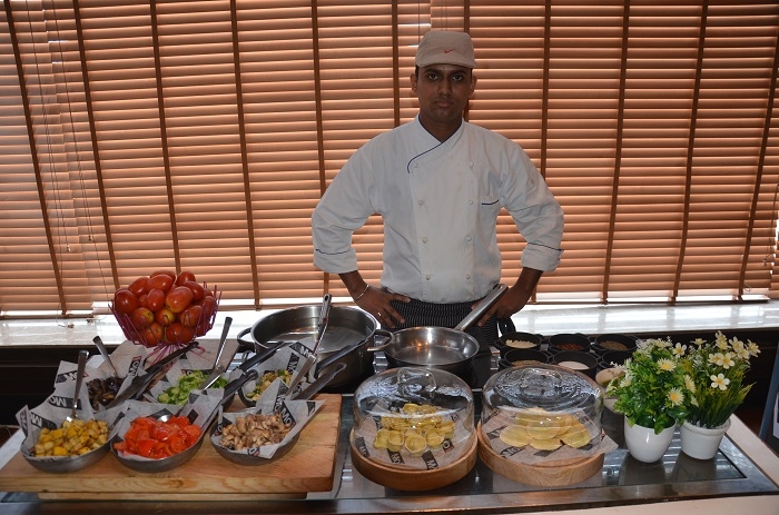 Hungry Kya? Come on relish these Italian delicacies from the kitchen of expert "Chef Sarvesh",  from JW Marriott Sahara Mumbai