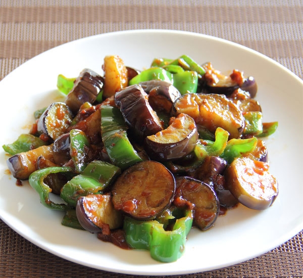 Aubergine and Green Pepper Miso Stir Fry 