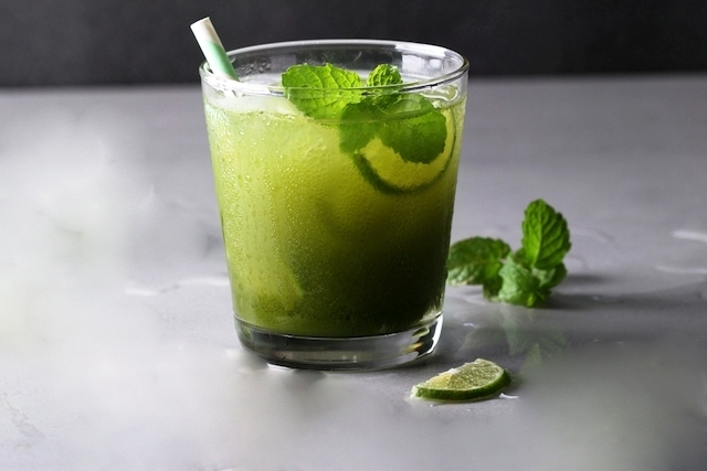 Matcha Iced Mint Leaves Tea