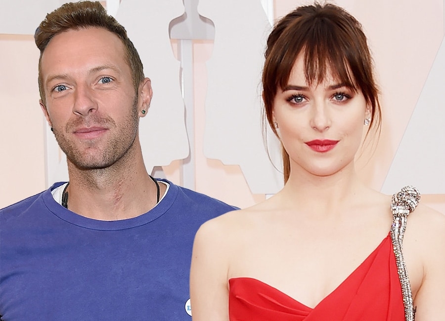 Its official, "Somebody I can kiss", singer Chris Martin and Dakota Johnson from Fifty Shades of Grey are dating!