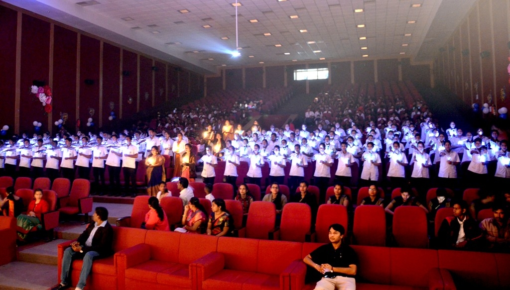 People's College of Nursing and Research Centre organised 13th Lamp Lighting Ceremony