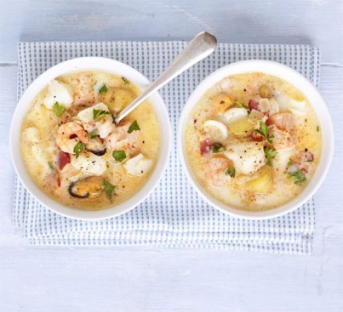 Simple seafood chowder 
