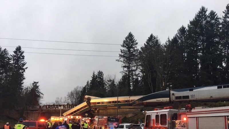  Amtrak train derails in Washington, several injured 