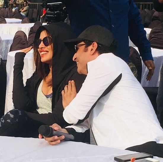 Happy Bee Priyanka Chopra with All the World's a Stage of Rehearsals, Enjoying  Zee Cine Awards Rehearsals with All the Jhatkas and Matkas!