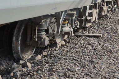  Eight coaches of goods train derail in UP 
