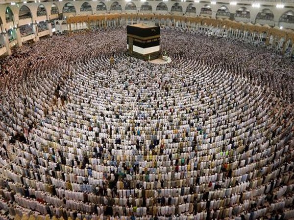  Mixed response among UP s Muslim leaders on Haj subsidy revocation 