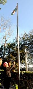 Principal Secretary Mishra hoists flag at CM House
