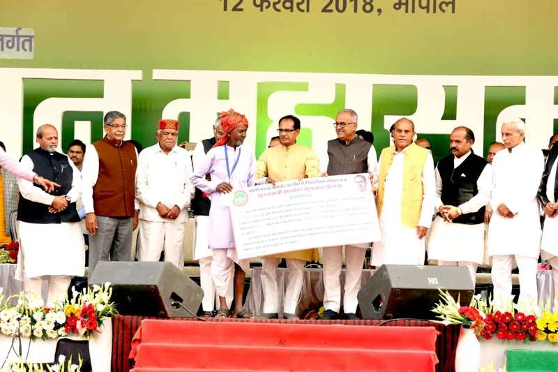 Government listens to farmers and works also for farmers