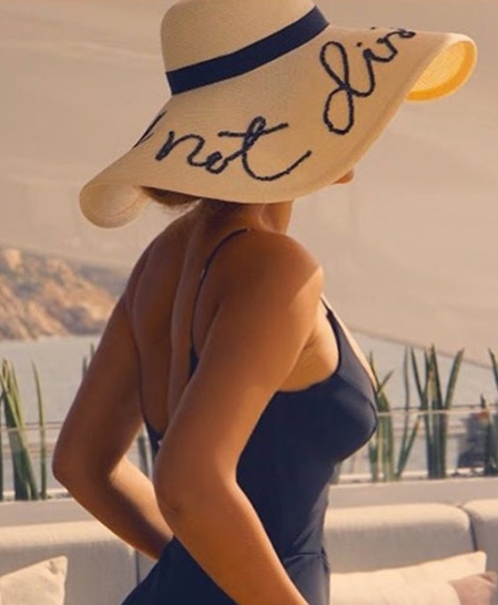 Beyonce, Gosh she is Sensuous, Sexy, Sensational, Queen of Beauty and Fashionista!