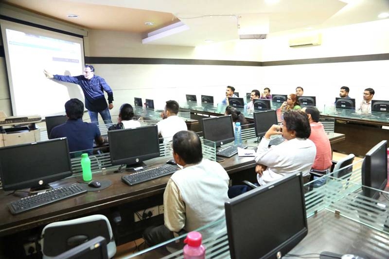 Training on e-office automation in Mantralaya concludes