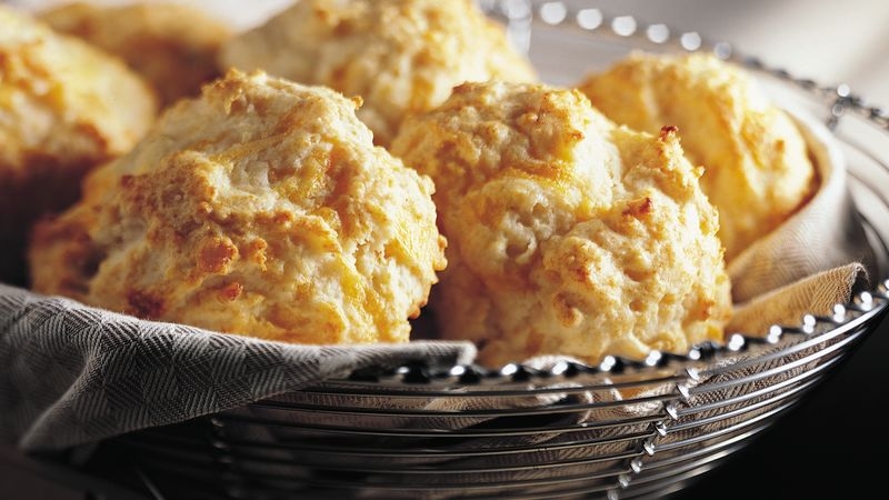 Bisquick Heart Smart Cheese-Garlic Biscuits