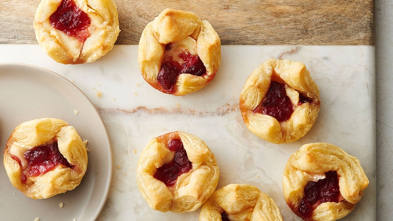 Cranberry Brie Bites