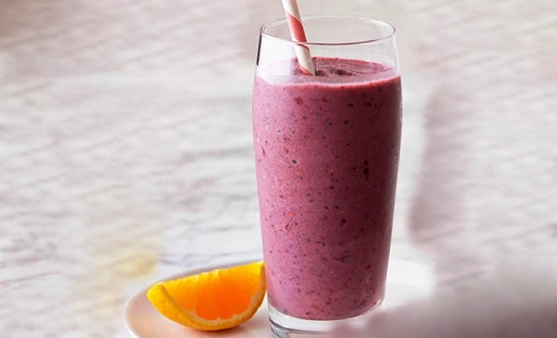 Berry Orange Smoothies with Fat-Free Milk