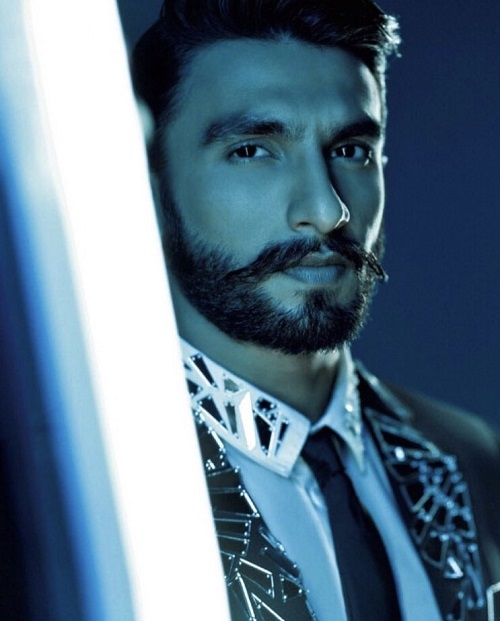 Ranveer Singh Suffering From Slap Tear Injury