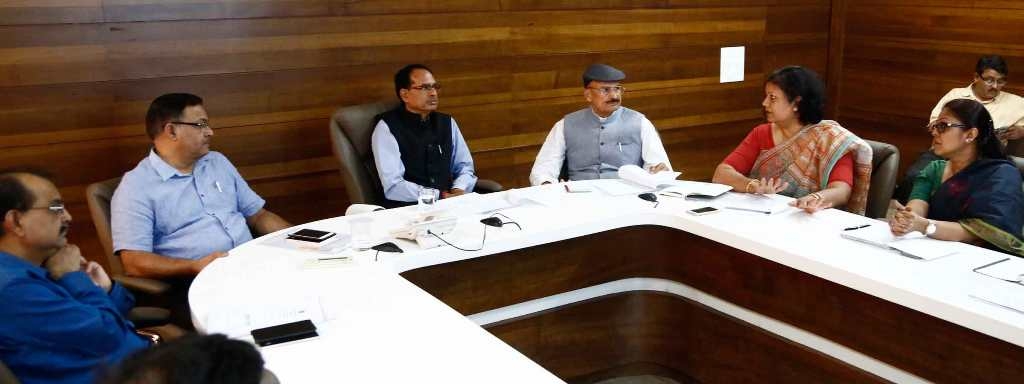 Ensure effective treatment for cancer and heart diseases: CM Chouhan