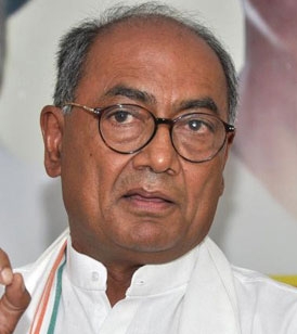 PM Narendra Modi is on Digvijay singh's target.