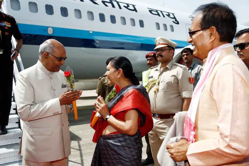 President Kovind accorded grand welcome on his arrival in state