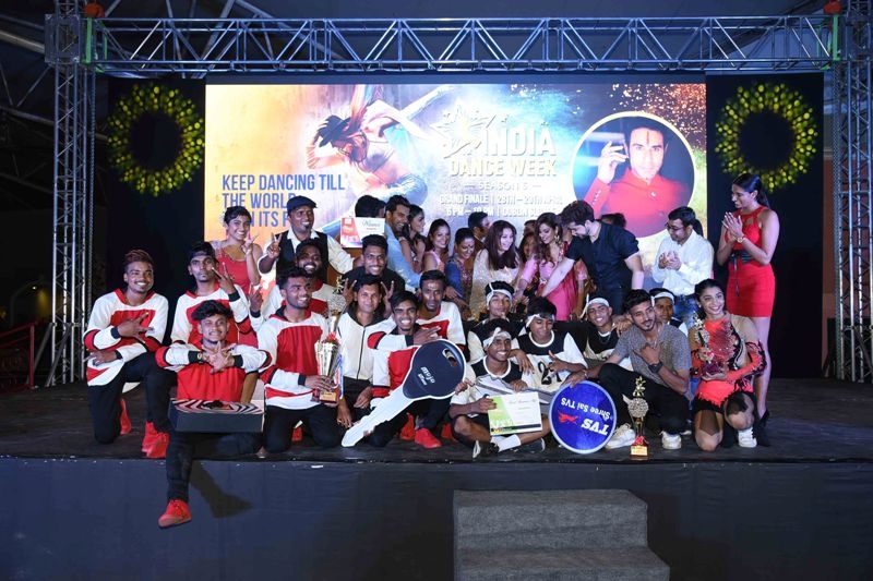 "5th India Dance Week dance for a Cause" ends on a grand note