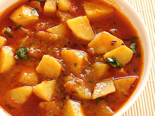 Gujarati Aloo Masala Curry