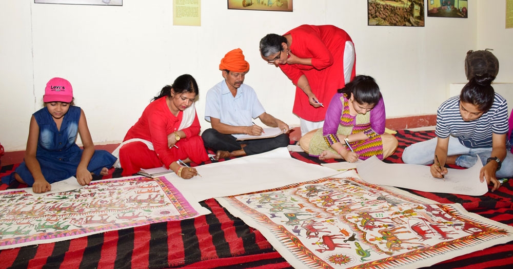 Do and Learn - Rathwa painting