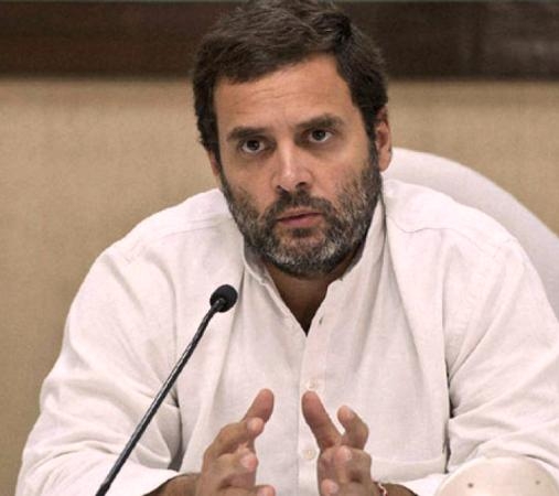Rahul Gandhi plays “emotional card” in the Karnataka assembly election.