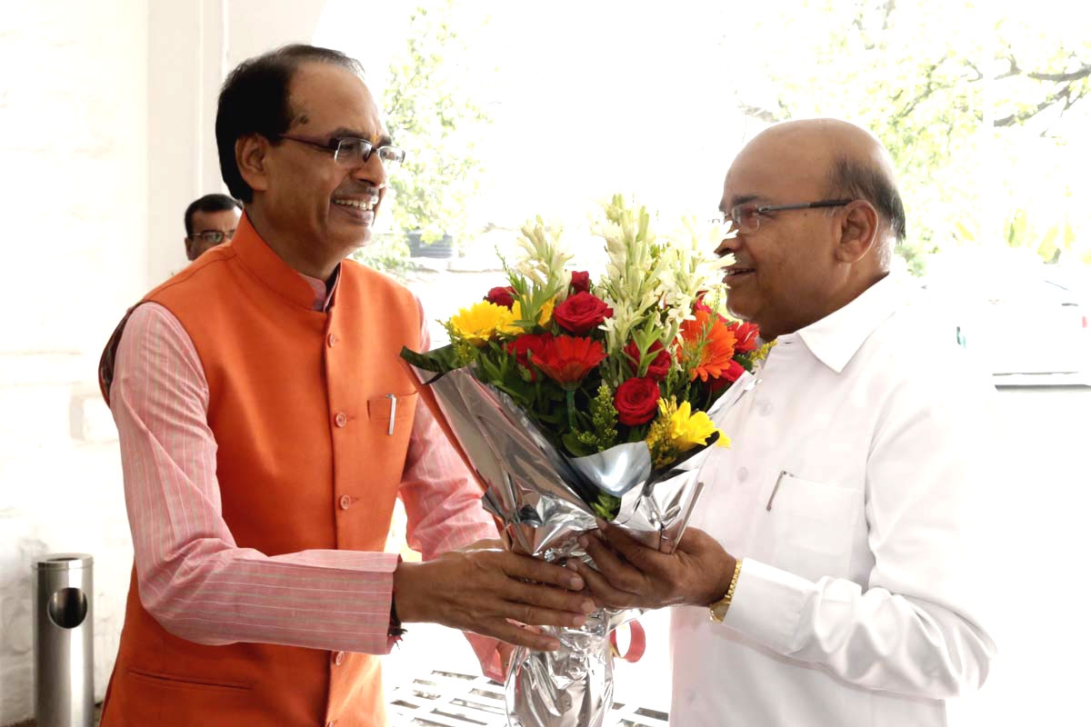 CM Chouhan welcomes Union Ministers