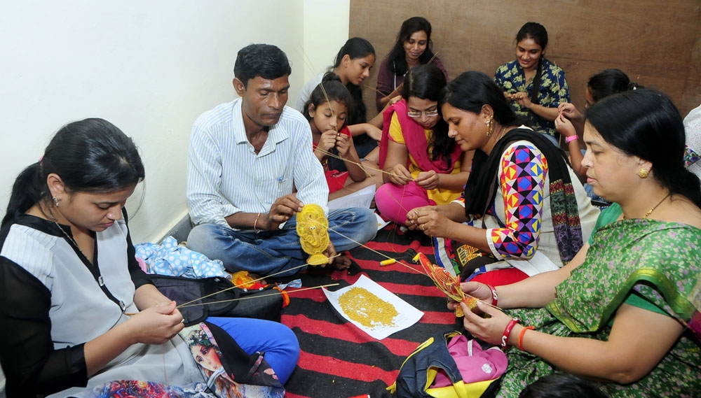Training of Paddy Craft of Orissa begins at Manav Sangrahalaya