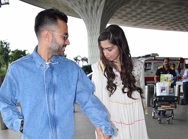 Finally the newlywed is on a honeymoon