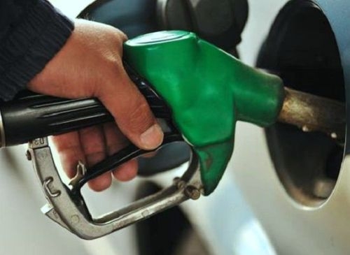 Petrol becomes cheap by one rupee per liter in last ten days
