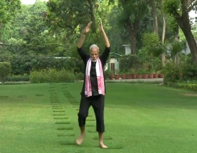 Modi accepts Fitness Challenge, shares fitness video  #HumFitTohIndiaFit.