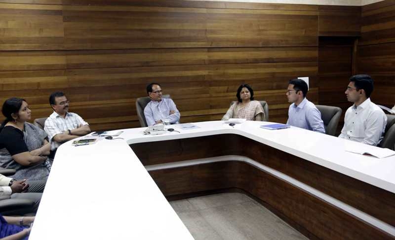Play a significant role in building Madhya Pradesh: CM Chouhan