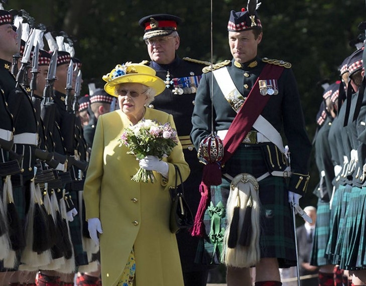 Queen Elizabeth II 's death being rehearsed despite being alive!!
