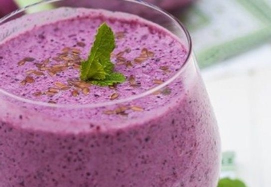 Mango and Blueberry Lassi Smoothie