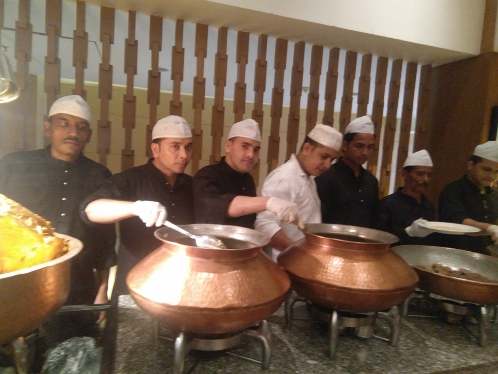 ‘Lucknowi Bavarchi Tola’ at Courtyard Marriott to tantalize your taste buds