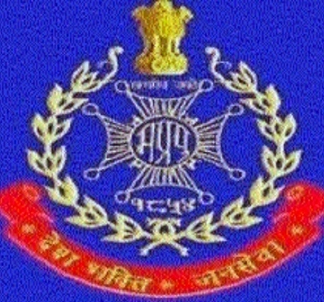 इन्दौर के थानों में पुलिसकर्मियों को फोन उठाने तक की नहीं है फुर्सत