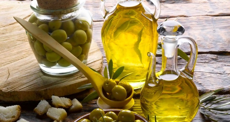 Health benefits of amla oil for beautiful, shiny, long and thick hair 