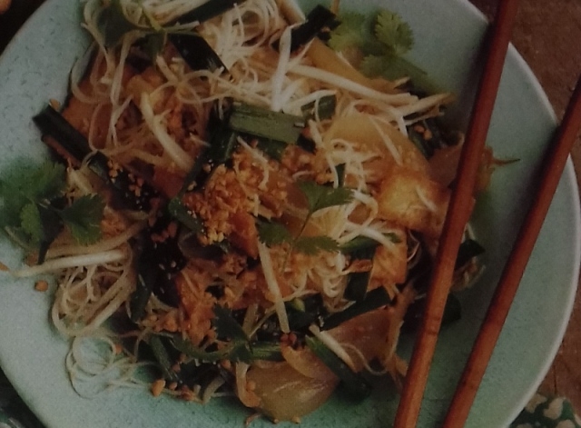 Thai Noodles with Chinese Chives