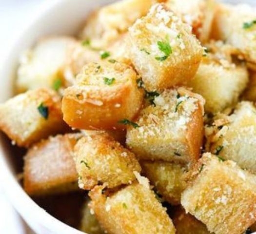Roast Garlic with Croutons 