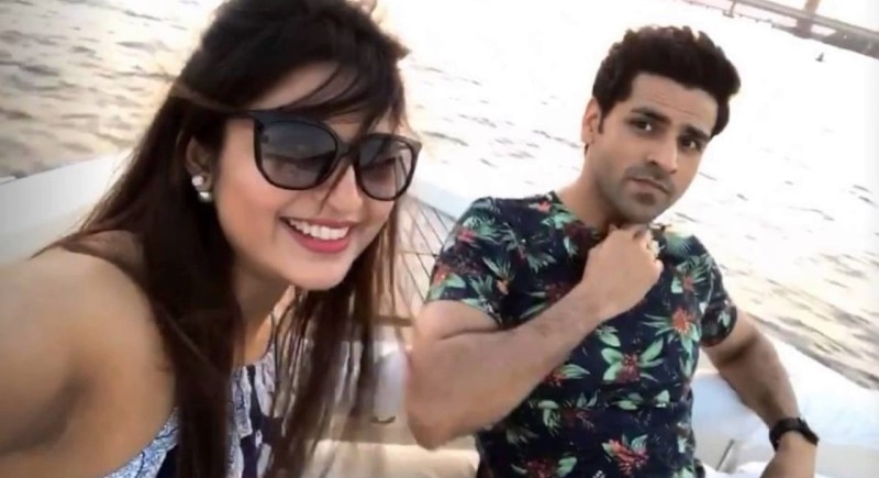 Divyanka Tripathi creates a new record on Instagram