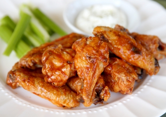 Spicy chicken wings