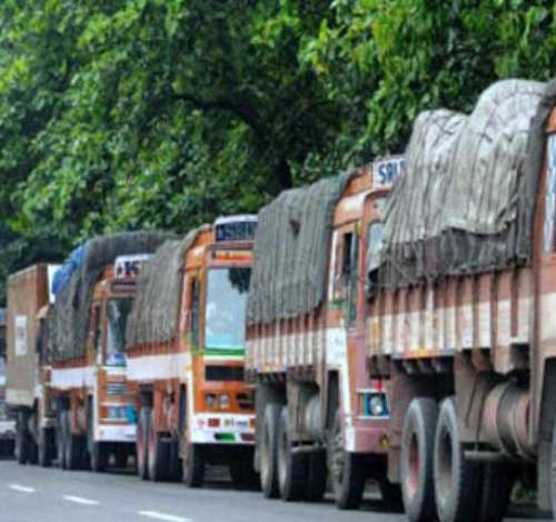 95 लाख ट्रकों का चक्काजाम, हो सकती है लोगों को परेशानी