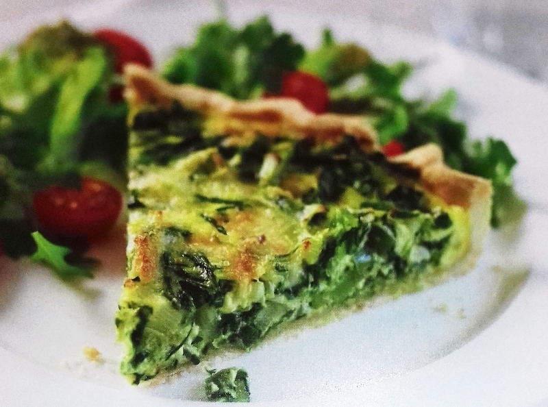Spinach, leek and Gruyere tart