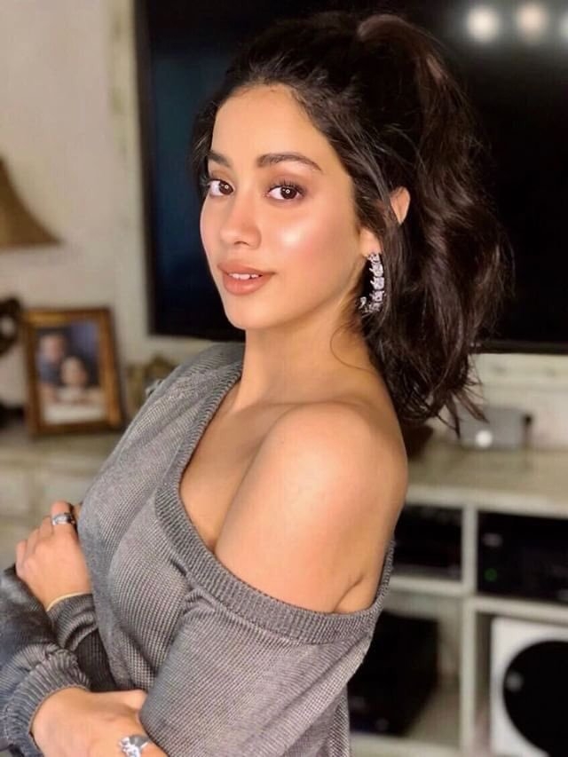 Janhvi Kapoor and Ishaan Khatter winning the box office race.