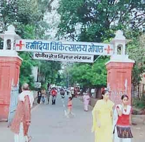 मध्य प्रदेश सरकार और जूनियर डॉक्टर्स के बीच ‘अहम’ की लड़ाई जारी