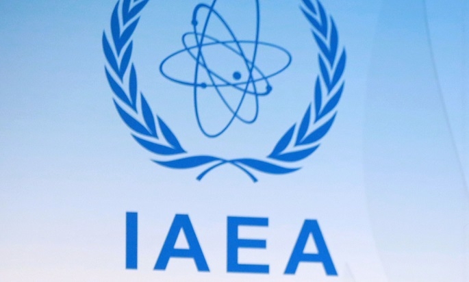  Iranian students protest against IAEA inspections of universities 